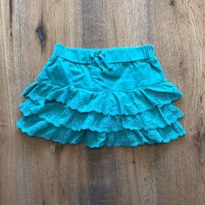 🦊 Old Navy Tiered Ruffle Eyelet Skirt